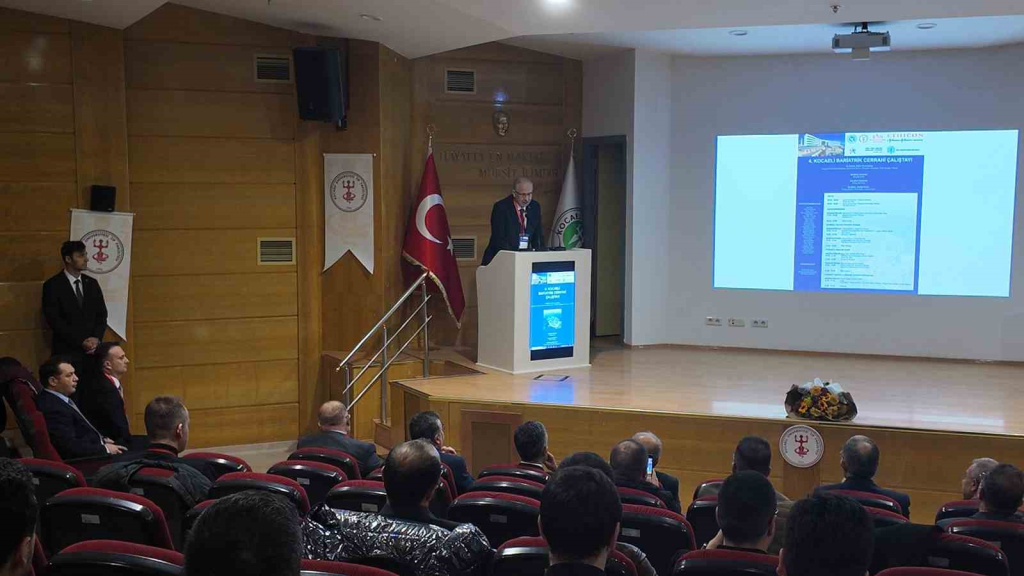 20241214aw350138 0.jpg