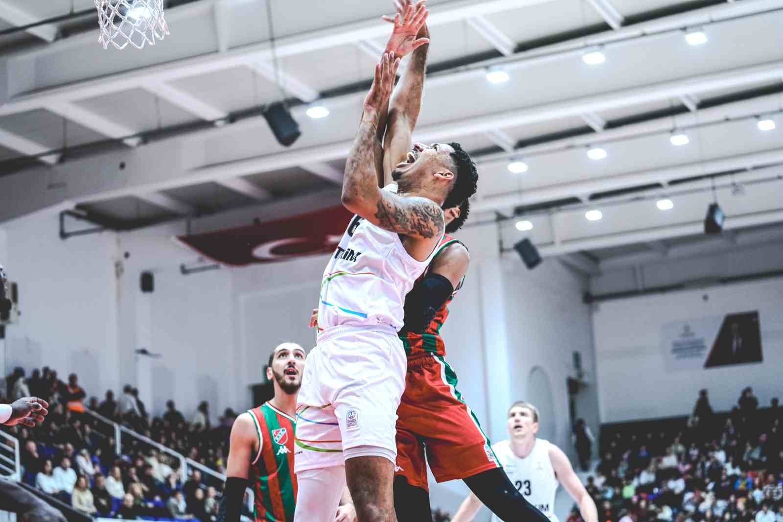 20241214aw350371 0.jpg