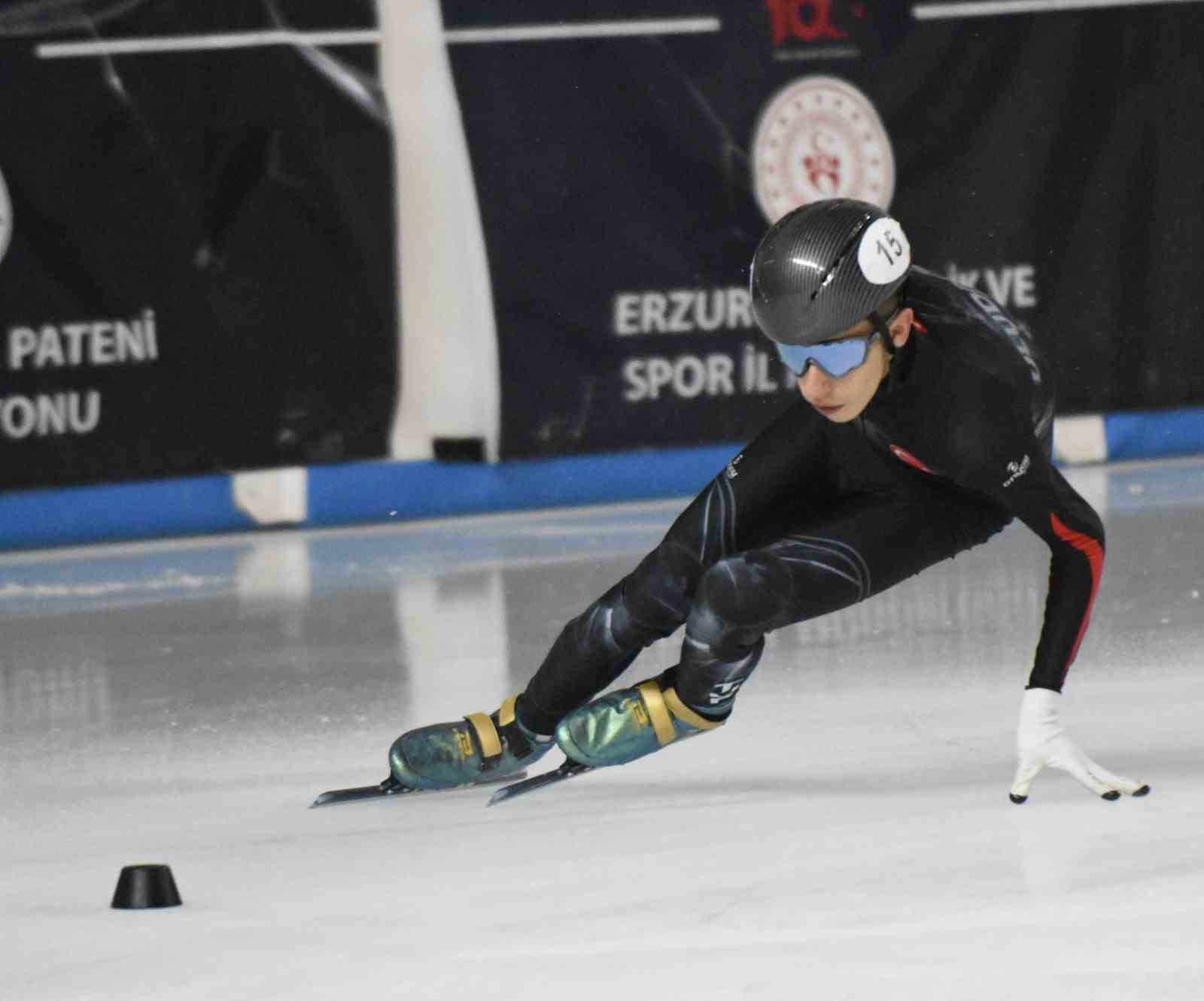 20241215aw350548 0.jpg