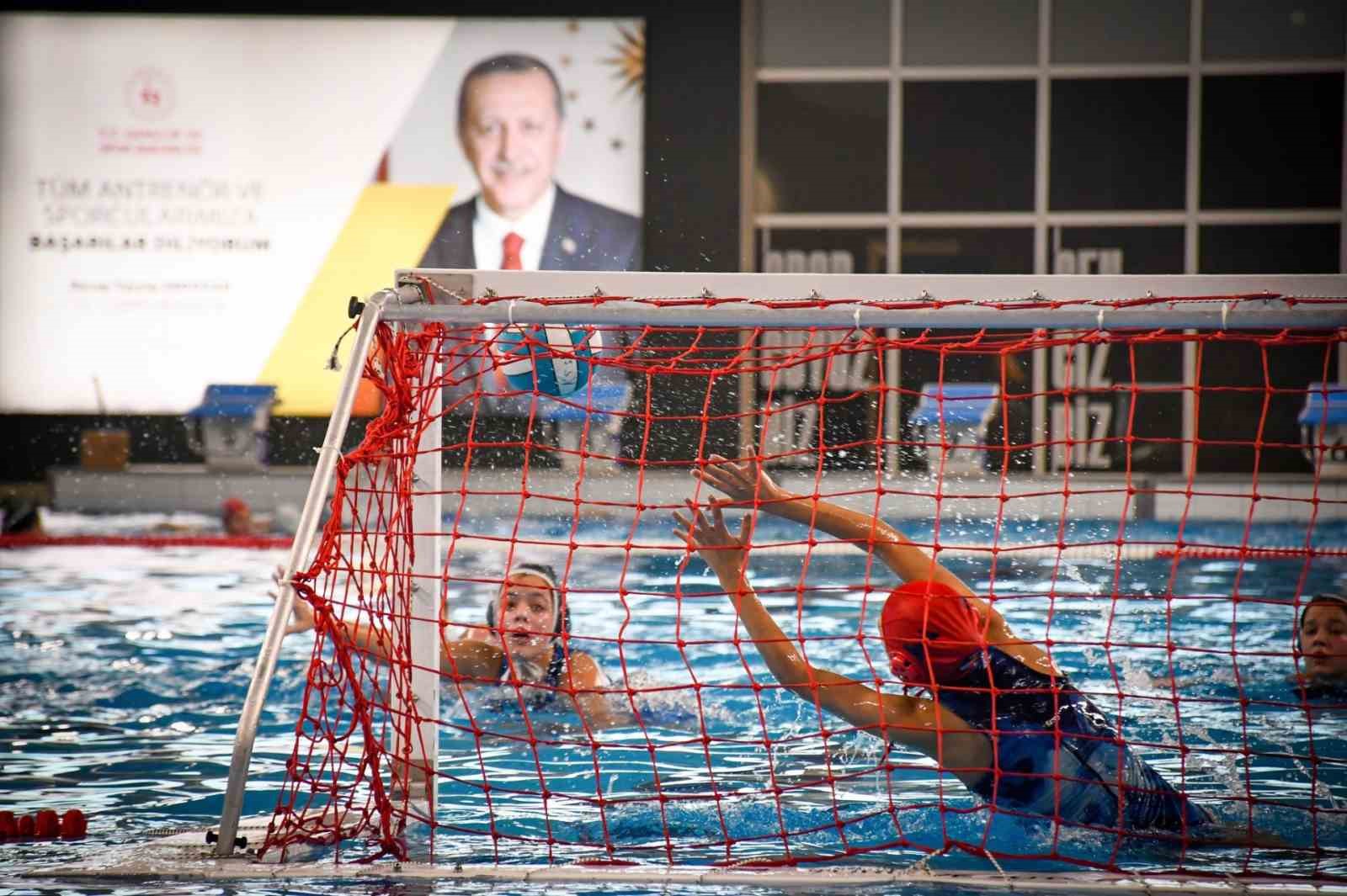 20241215aw350577 0.jpg