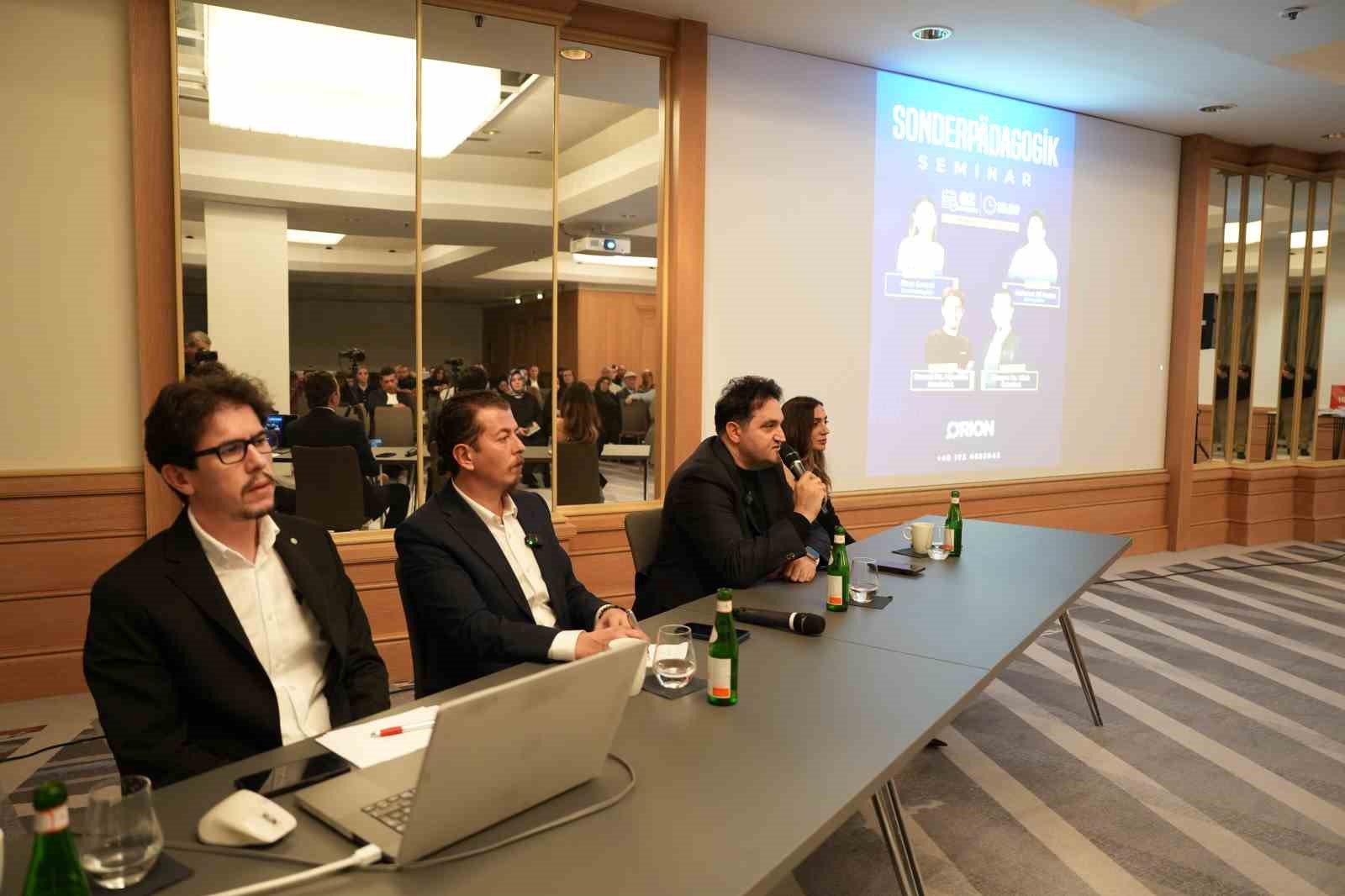 20241215aw350584 0.jpg