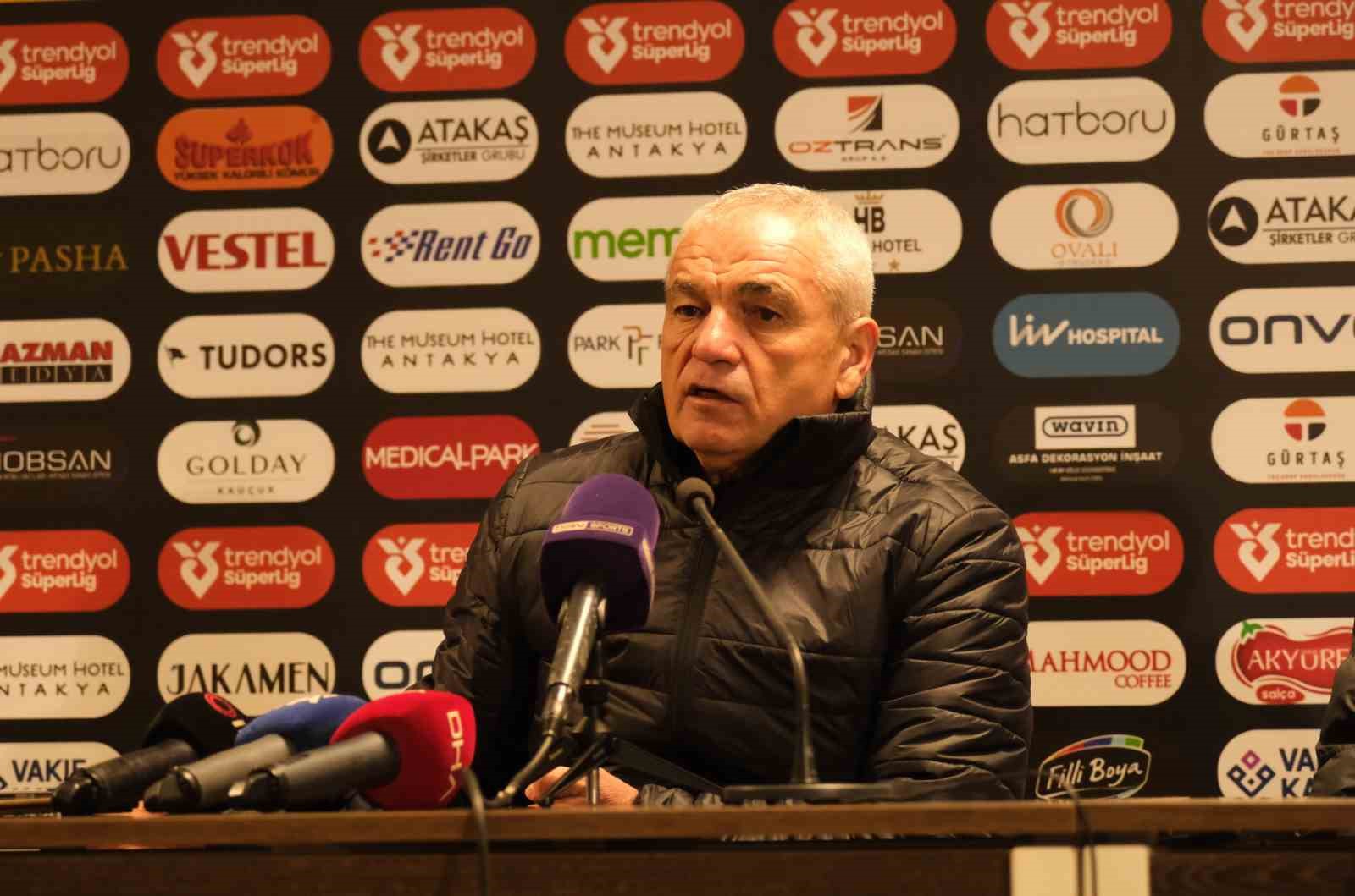 20241215aw350734 0.jpg