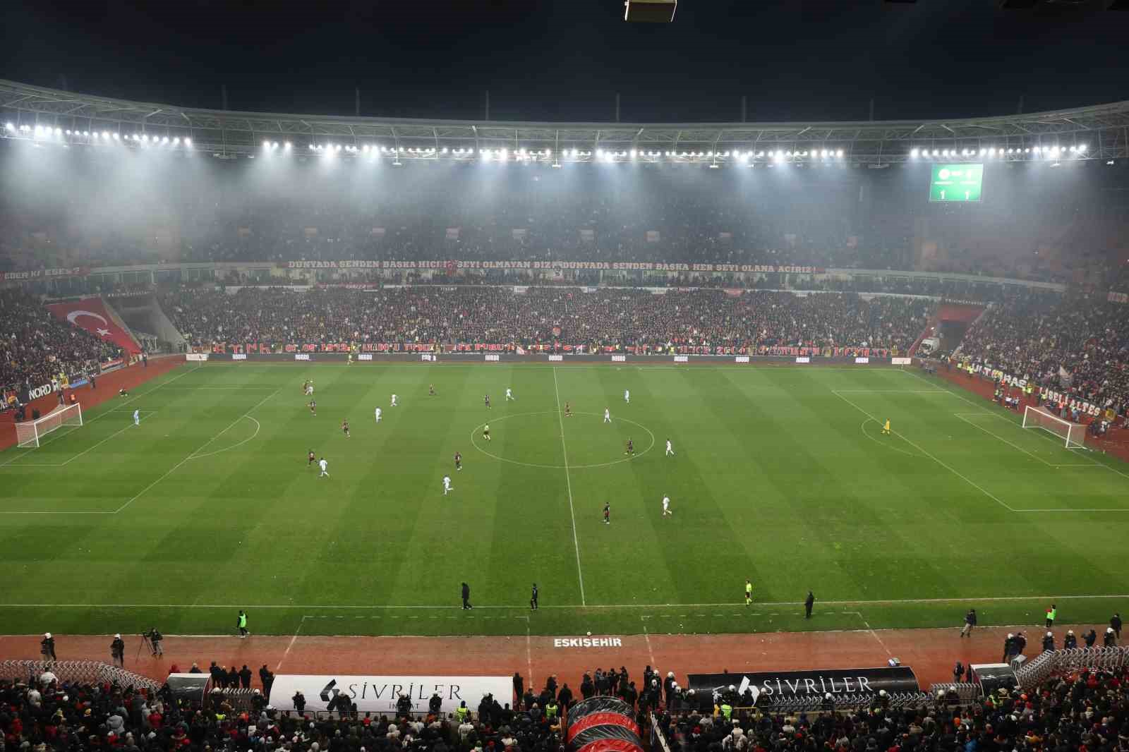 20241215aw350766 0.jpg