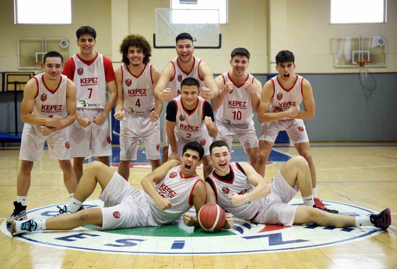 20241216aw351041 0.jpg