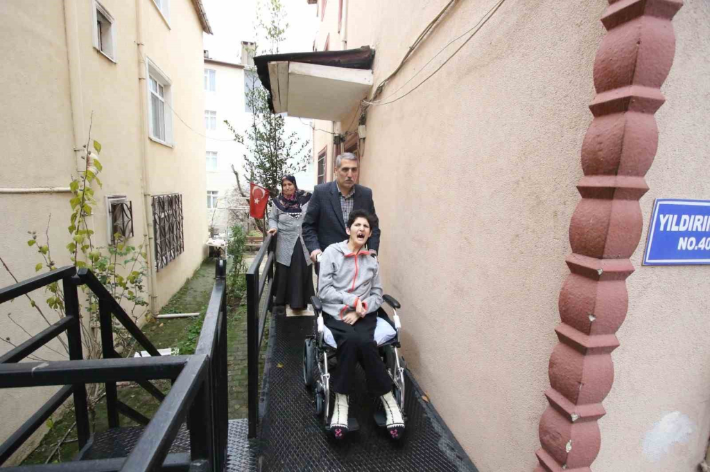 20241216aw351131 0.jpg