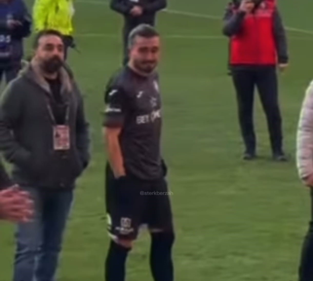 20241216aw351320 0.jpg