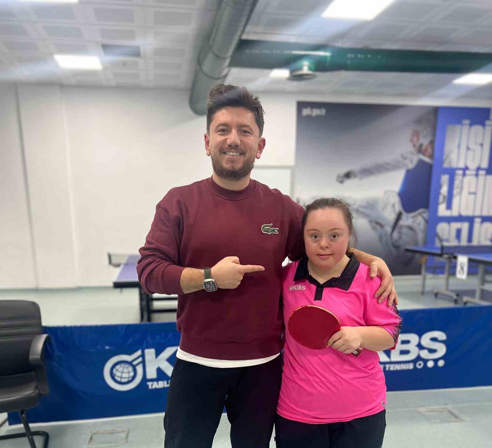 20241217aw351834 0.jpg