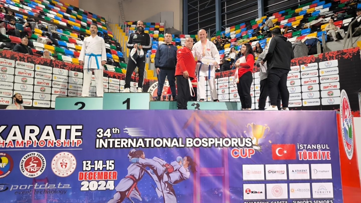 20241217aw352029 0.jpg