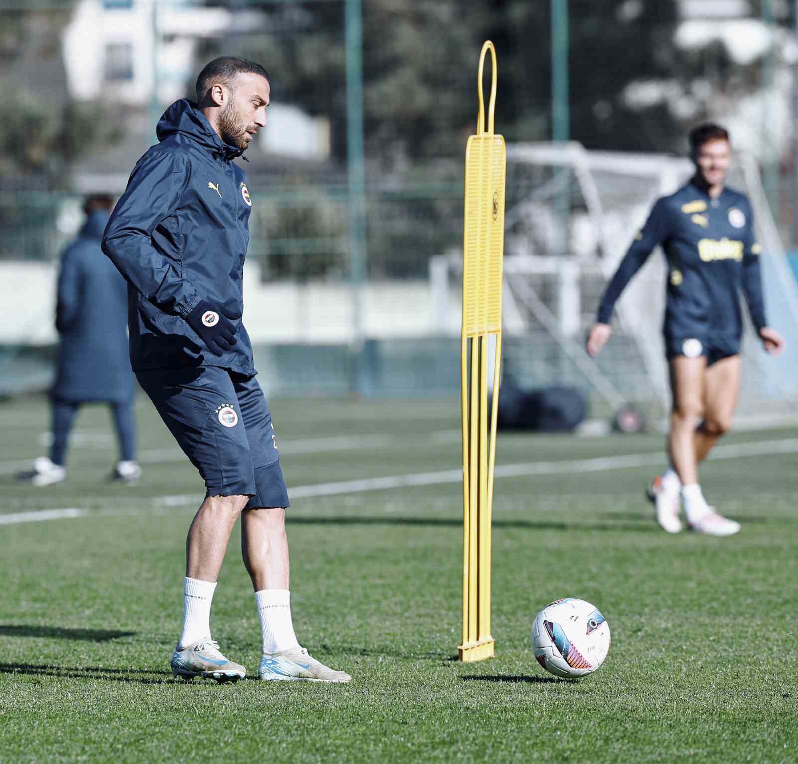 20241217aw352080 0.jpg