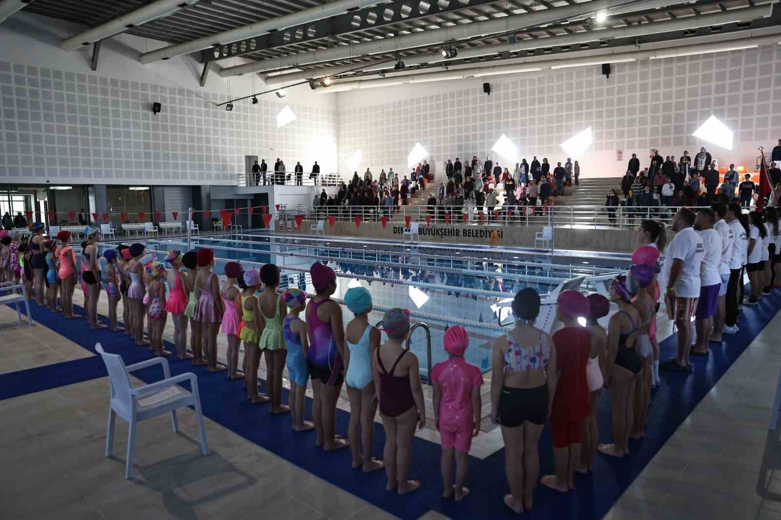 20241217aw352194 0.jpg