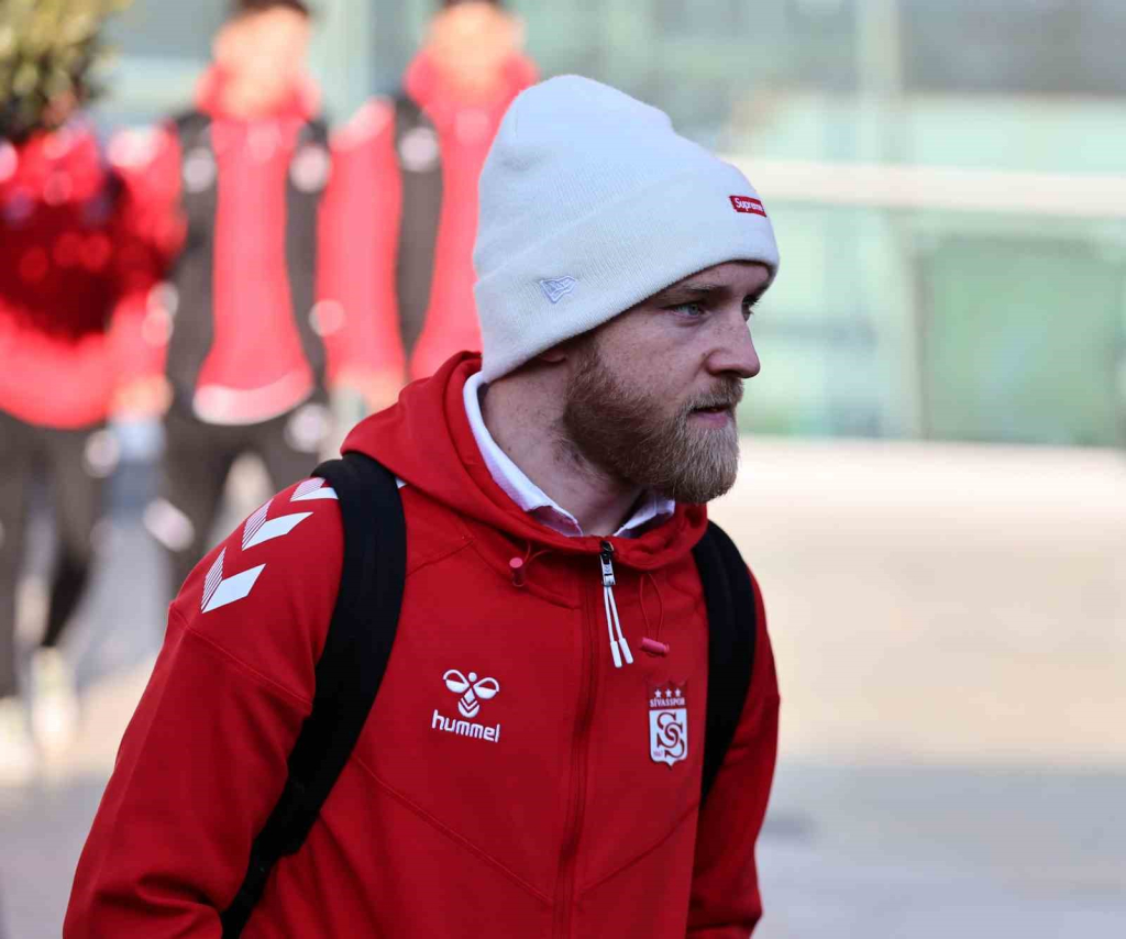 20241217aw352197 0.jpg