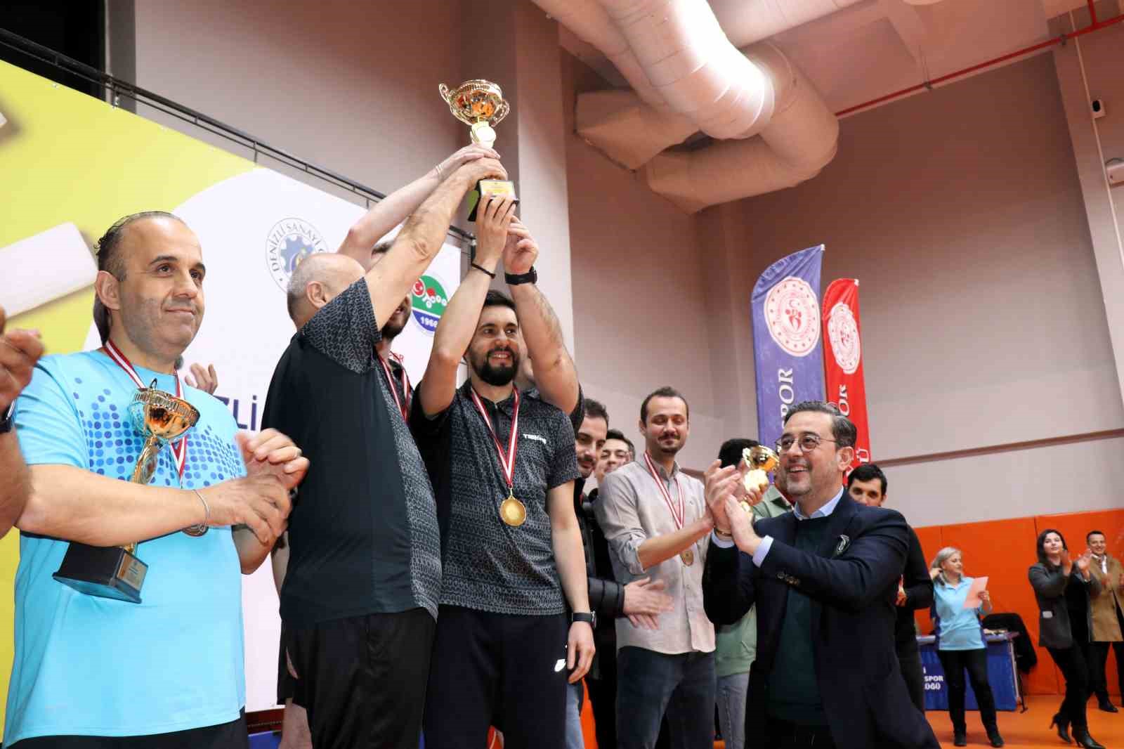 20241218aw352820 0.jpg