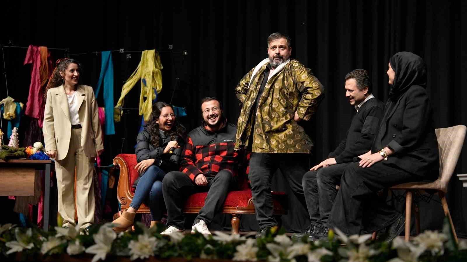 20241220aw354054 0.jpg