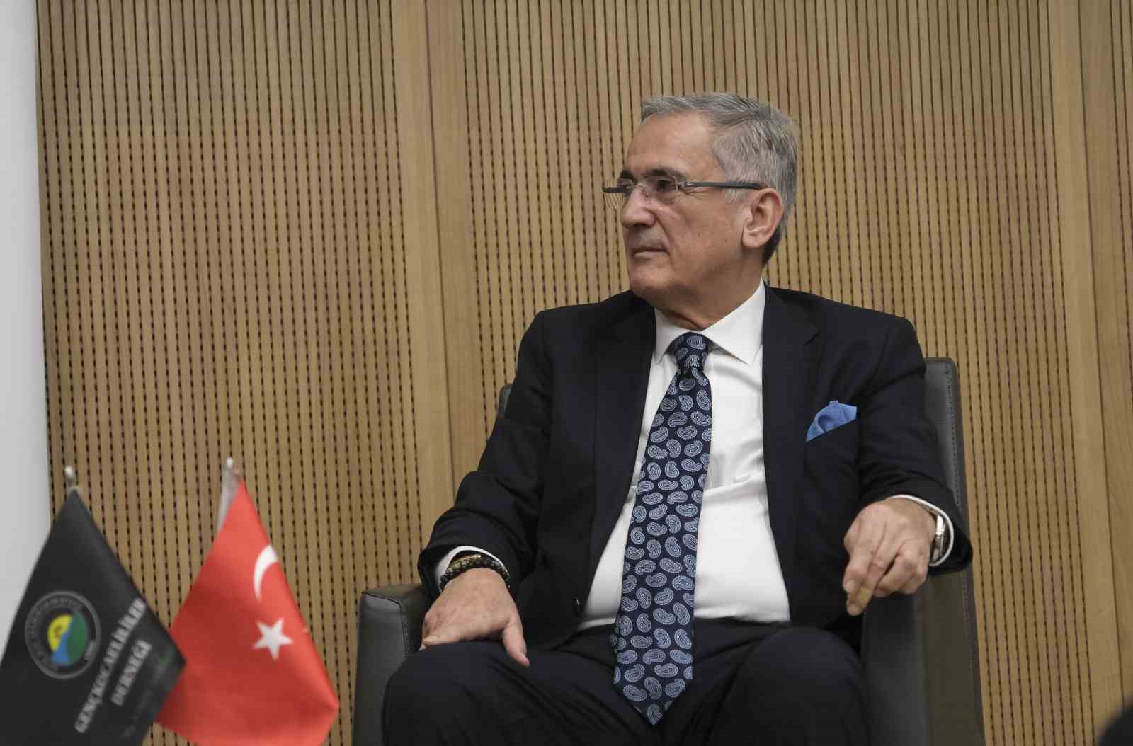 20241220aw354191 0.jpg