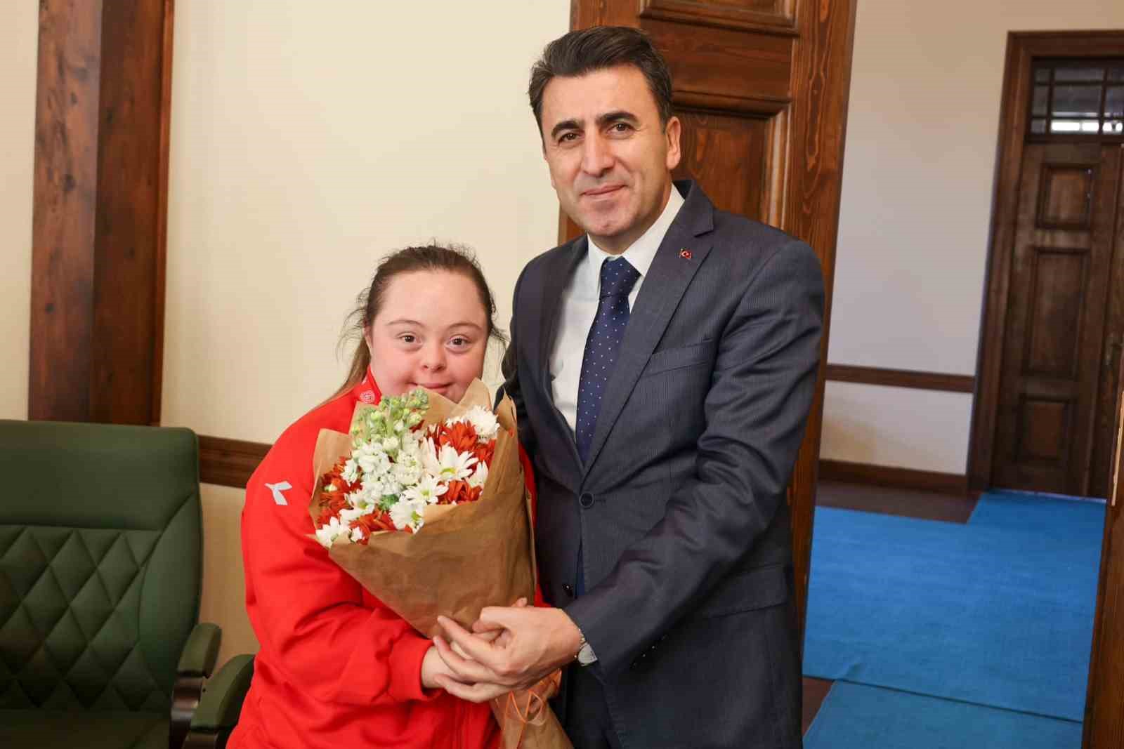 20241220aw354263 0.jpg