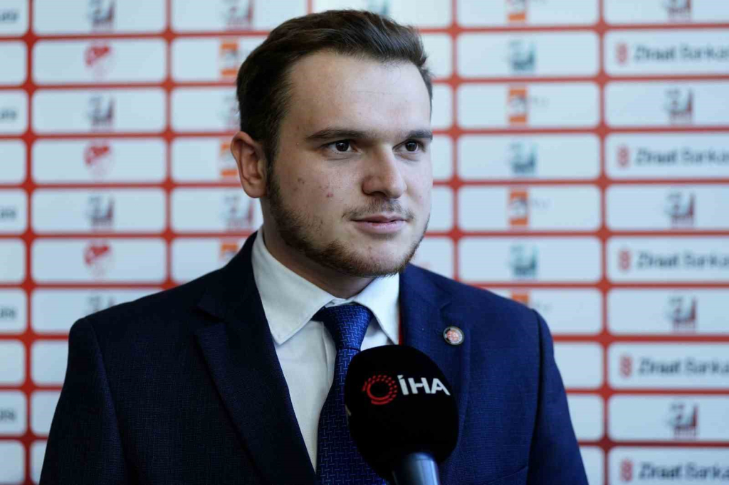 20241220aw354503 0.jpg