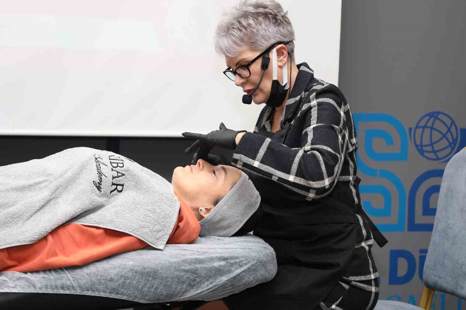 20241221aw354760 0.jpg