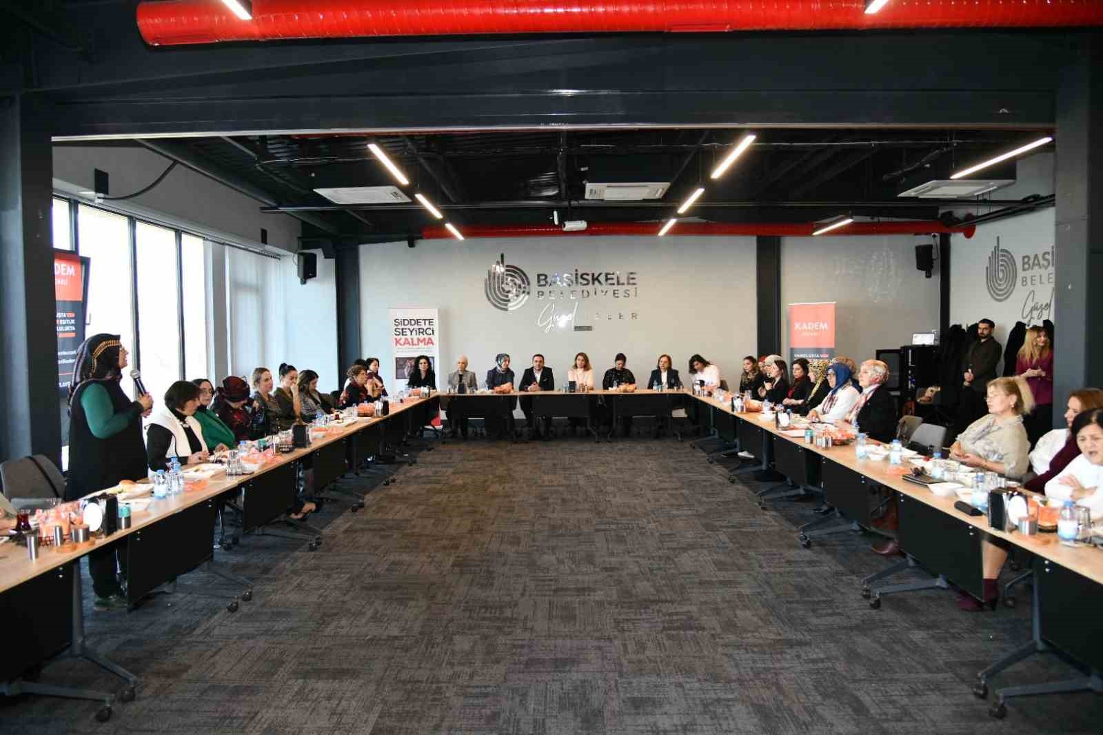 20241221aw354768 0.jpg