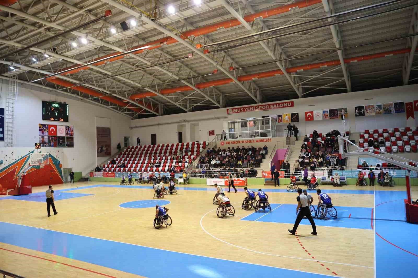 20241221aw355104 0.jpg