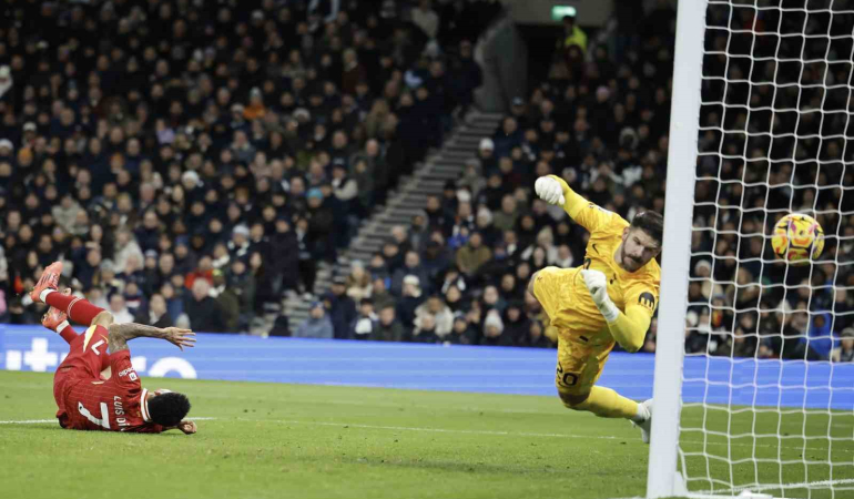 20241222aw355629 0.jpg