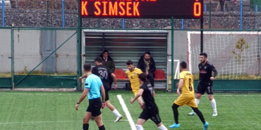 20241223aw355808 0.jpg