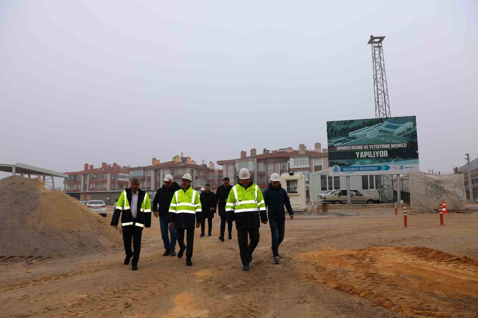 20241223aw355951 0.jpg