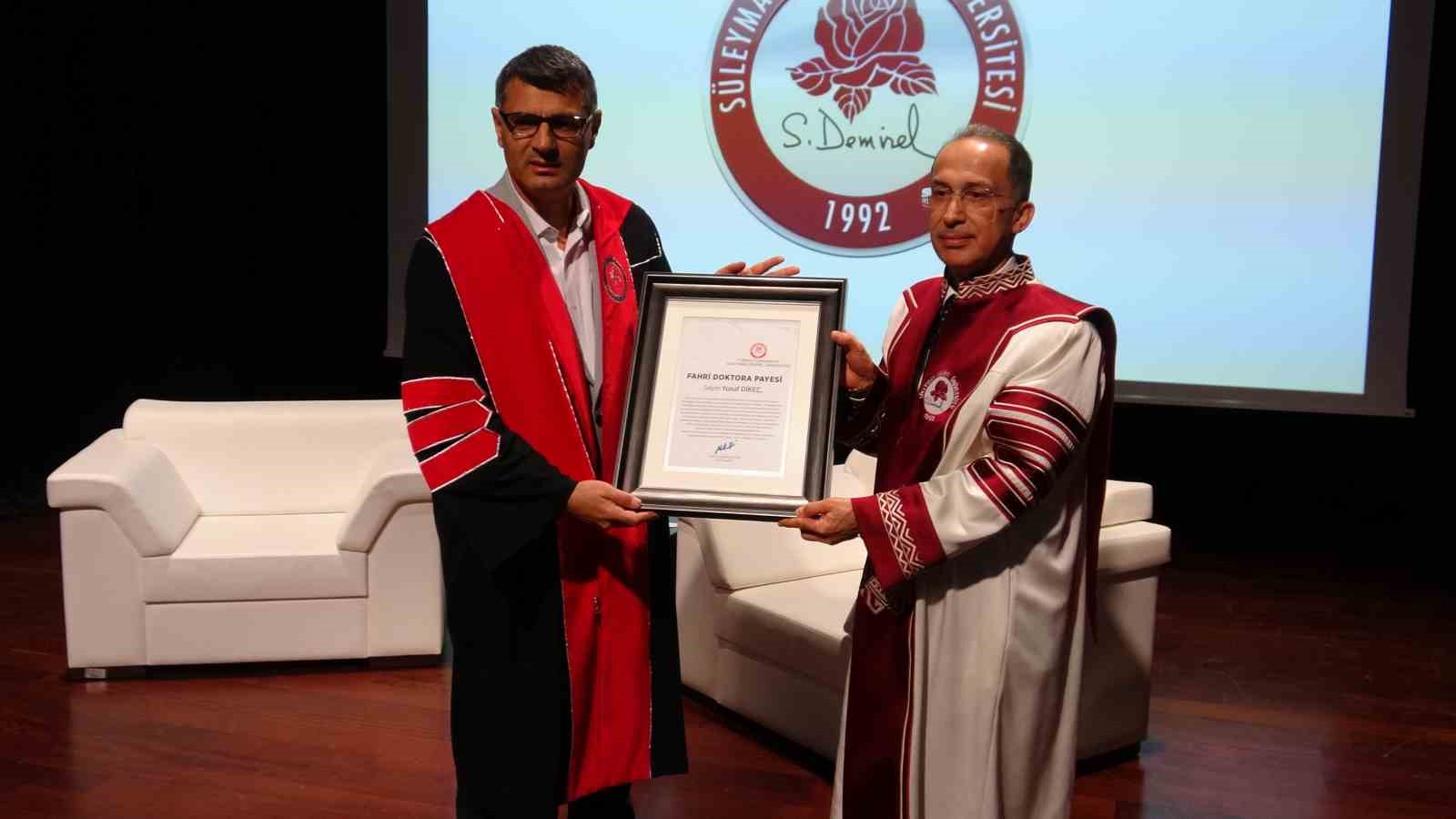 20241223aw356133 0.jpg