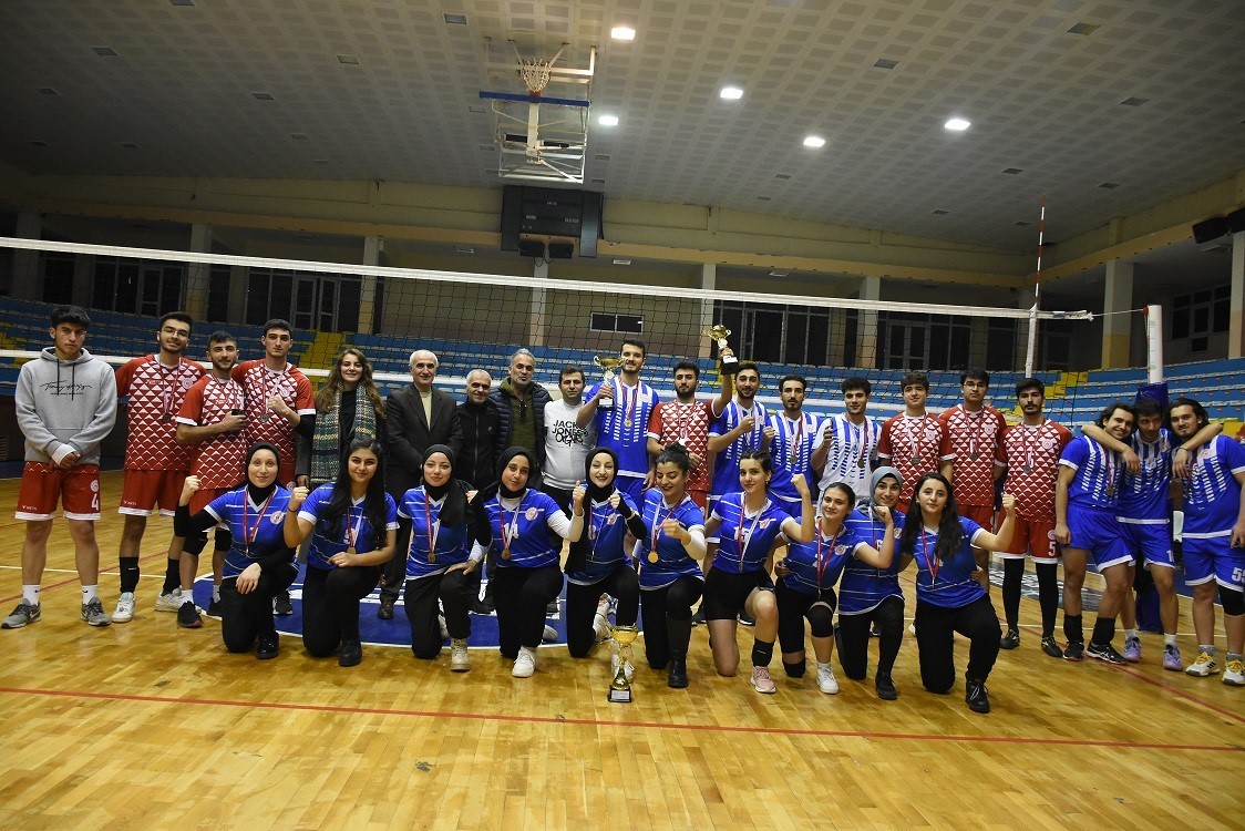 20241223aw356152 0.jpg