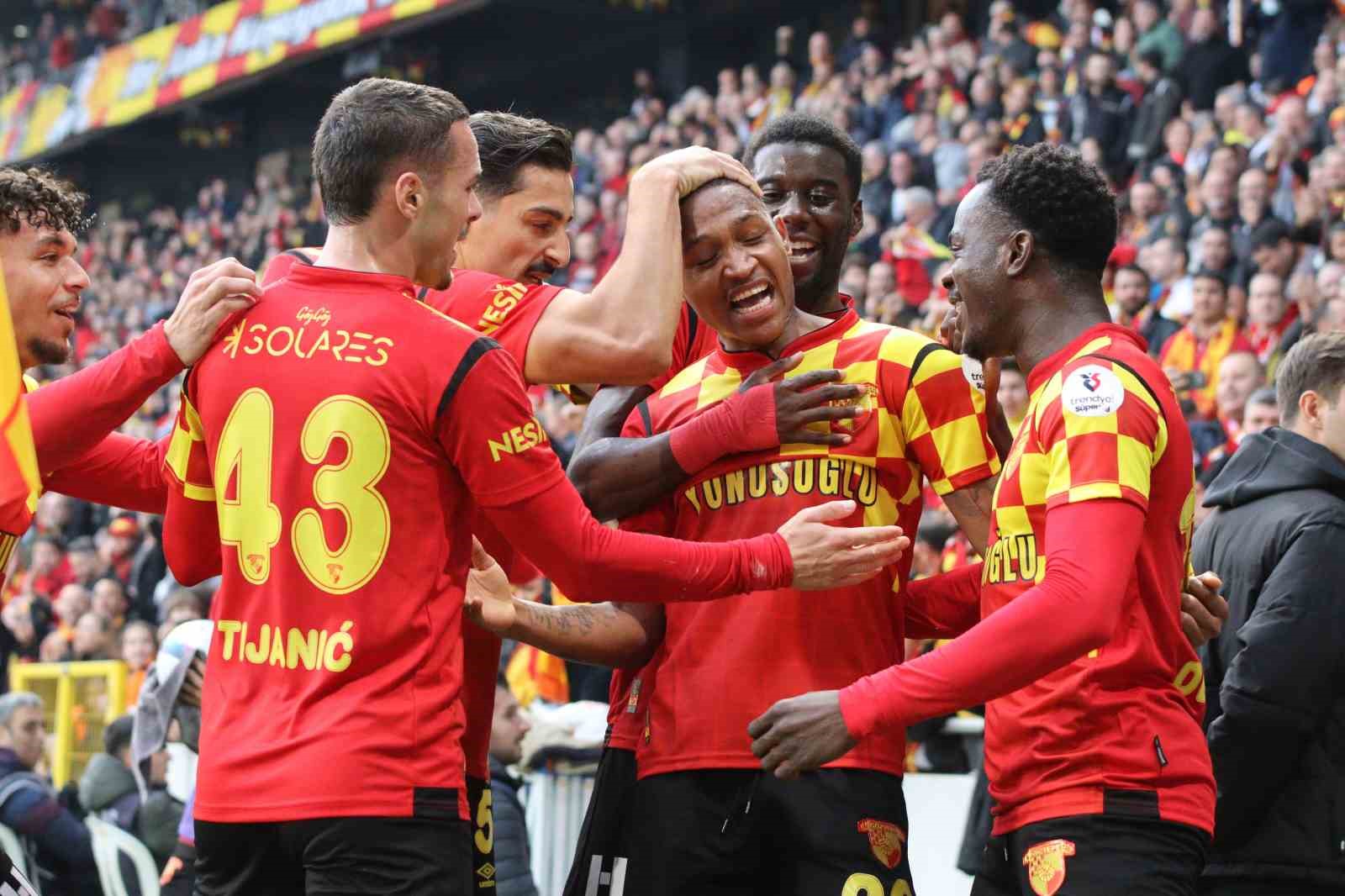 20241224aw356599 0.jpg