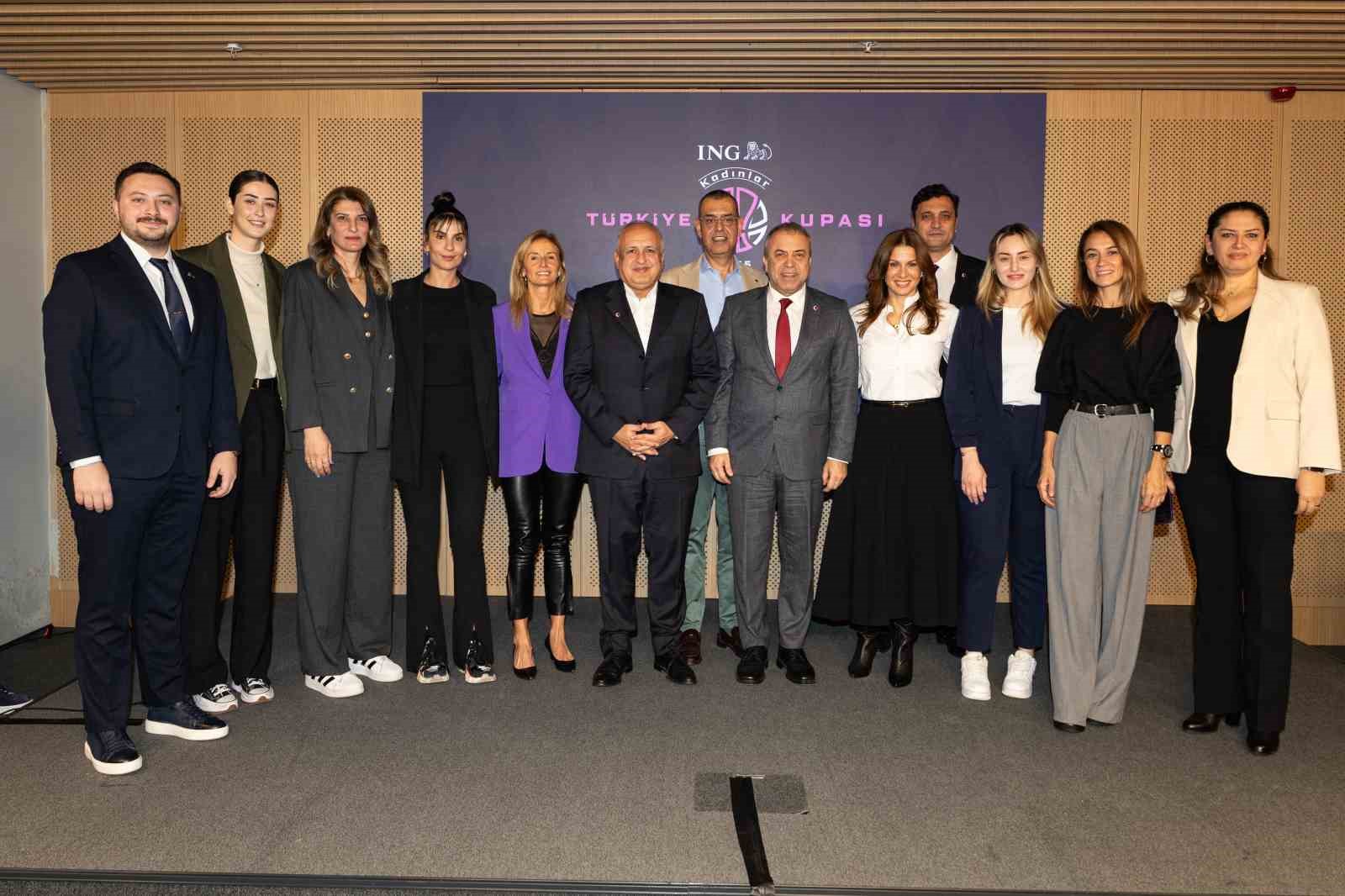 20241224aw356644 0.jpg