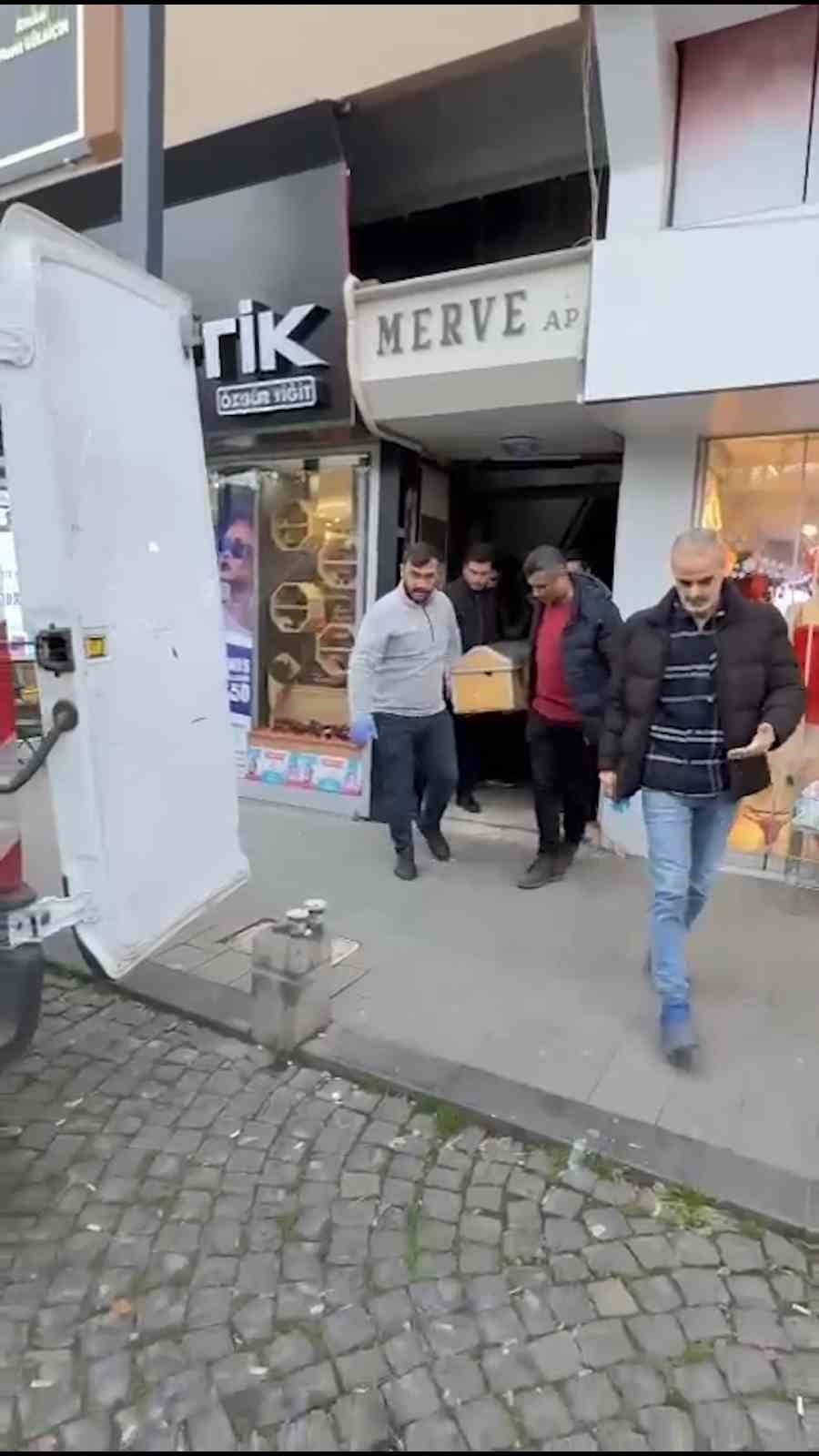 20241224aw356719 0.jpg