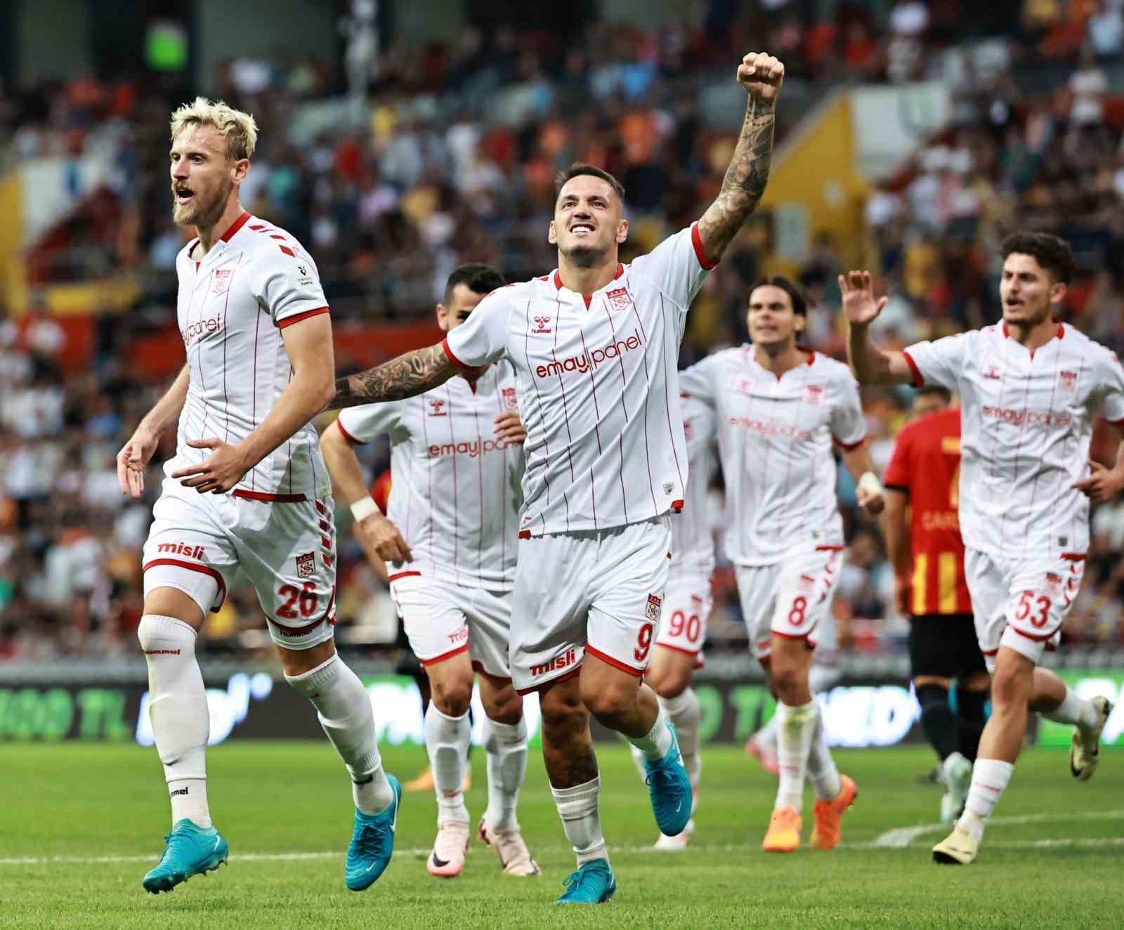 20241224aw356815 0.jpg