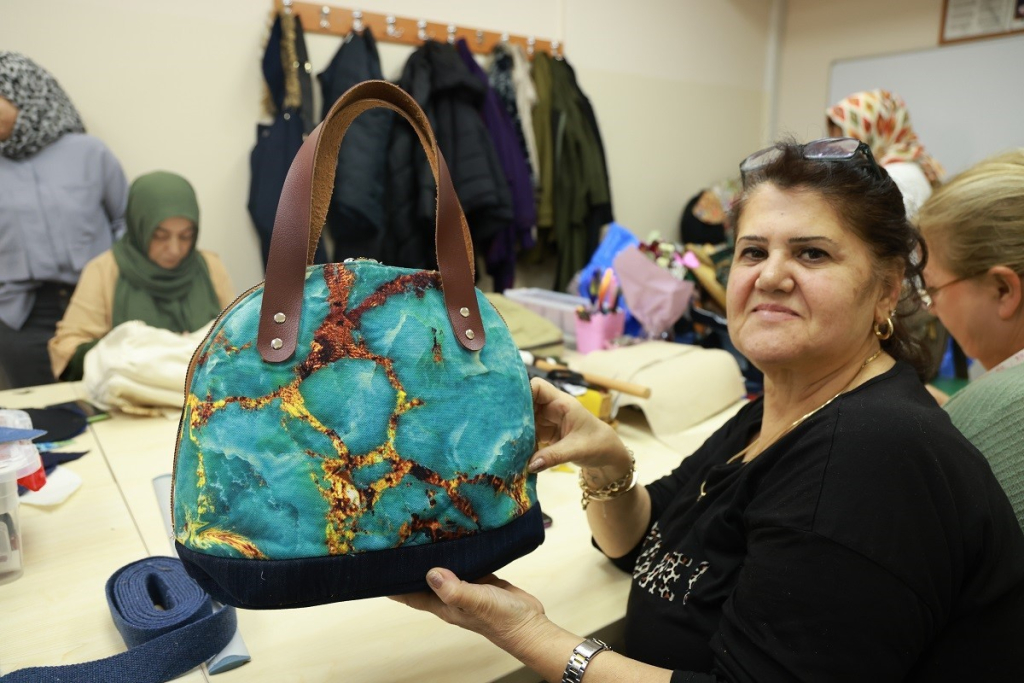 20241226aw358019 0.jpg