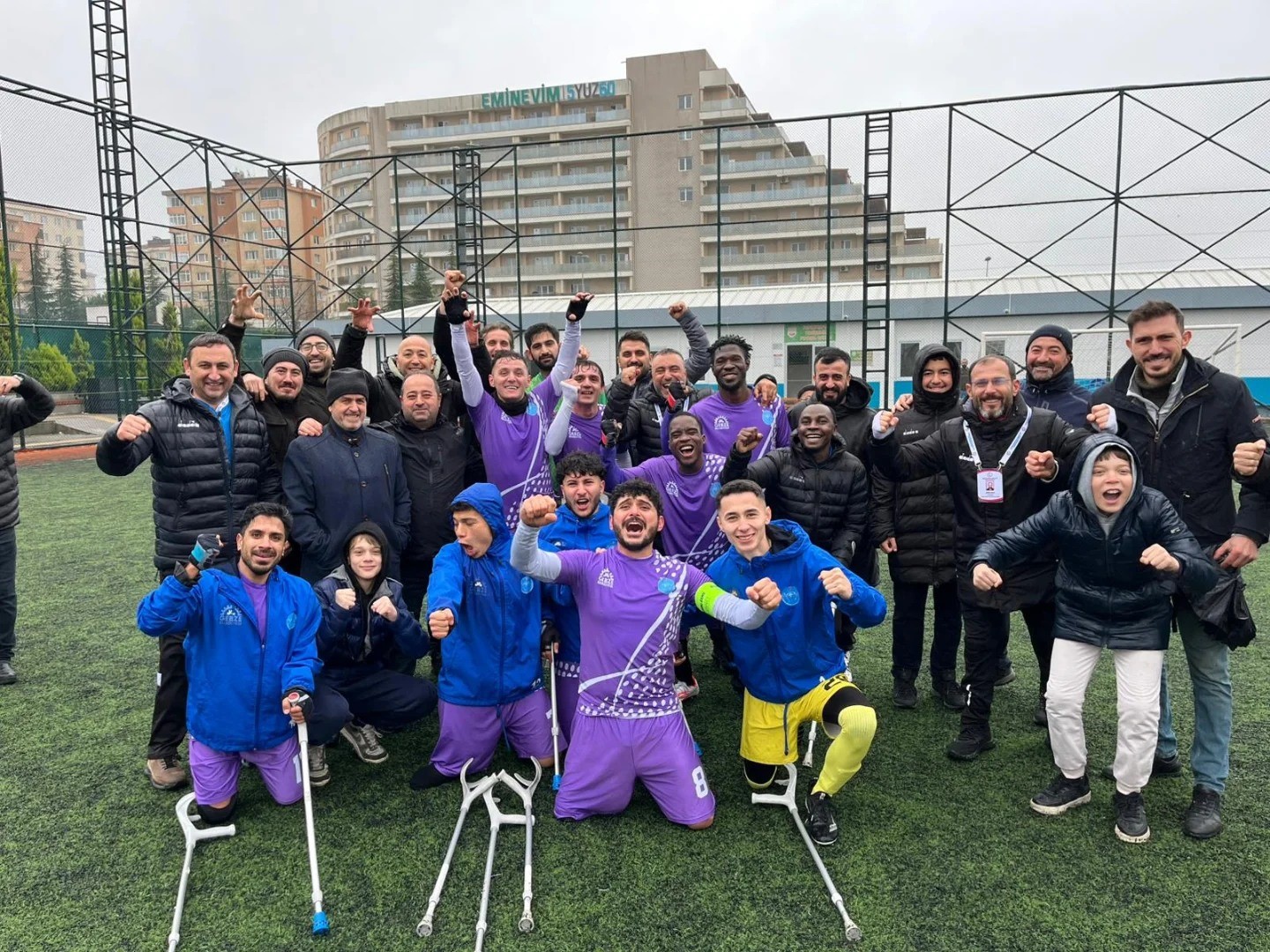 20241230aw360642 0.jpg