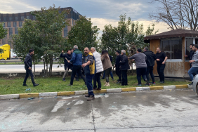 KOCAELİ'DE HAREKETLİ DAKİKALAR GAZDAN SEBEP BİRBİRİNE GİREN GRUBU POLİS HAVAYA ATEŞ AÇARAK AYIRDI