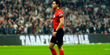 fifa hakem.jpg