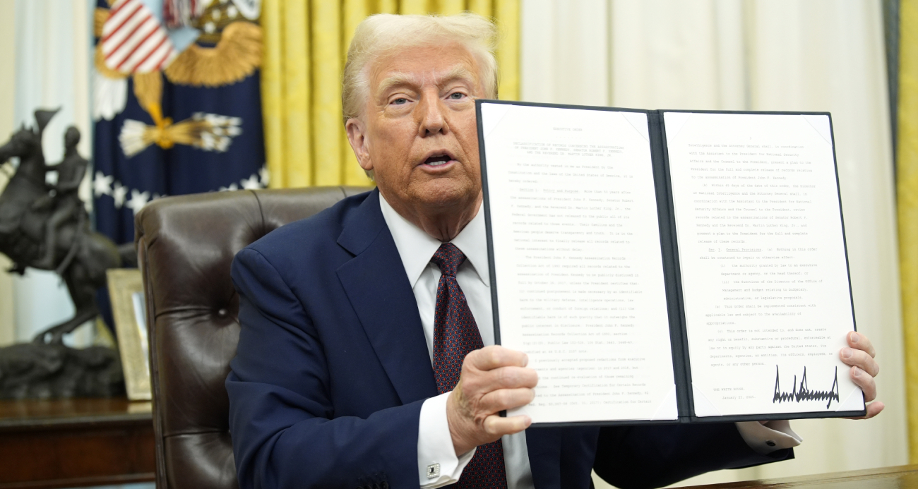 1738089006 trump.jpg