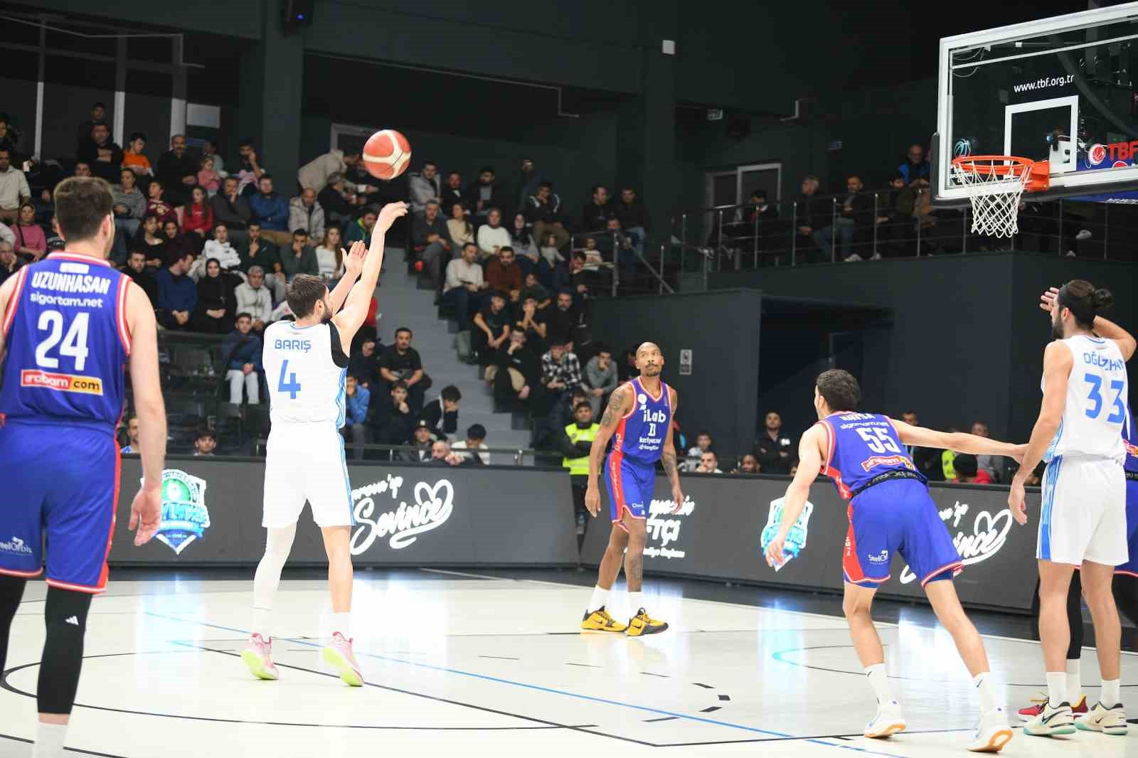 20250103aw363287 0.jpg