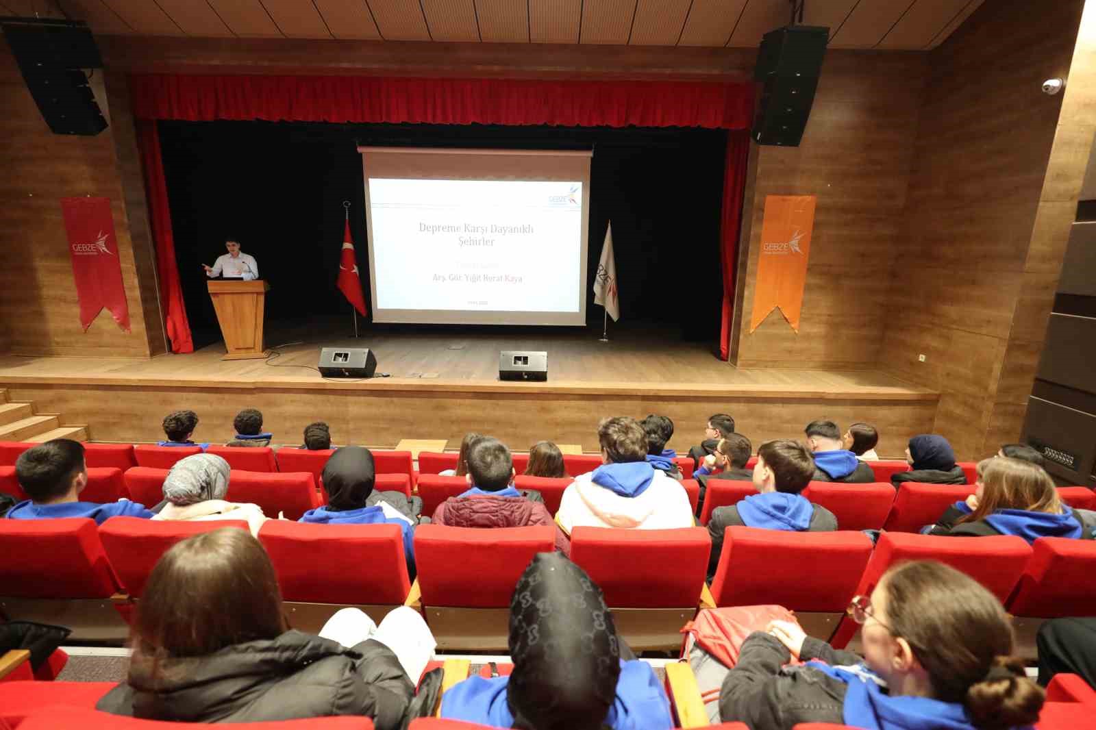 20250130aw381032 0.jpg