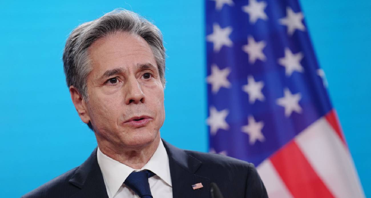 blinken 3.jpg