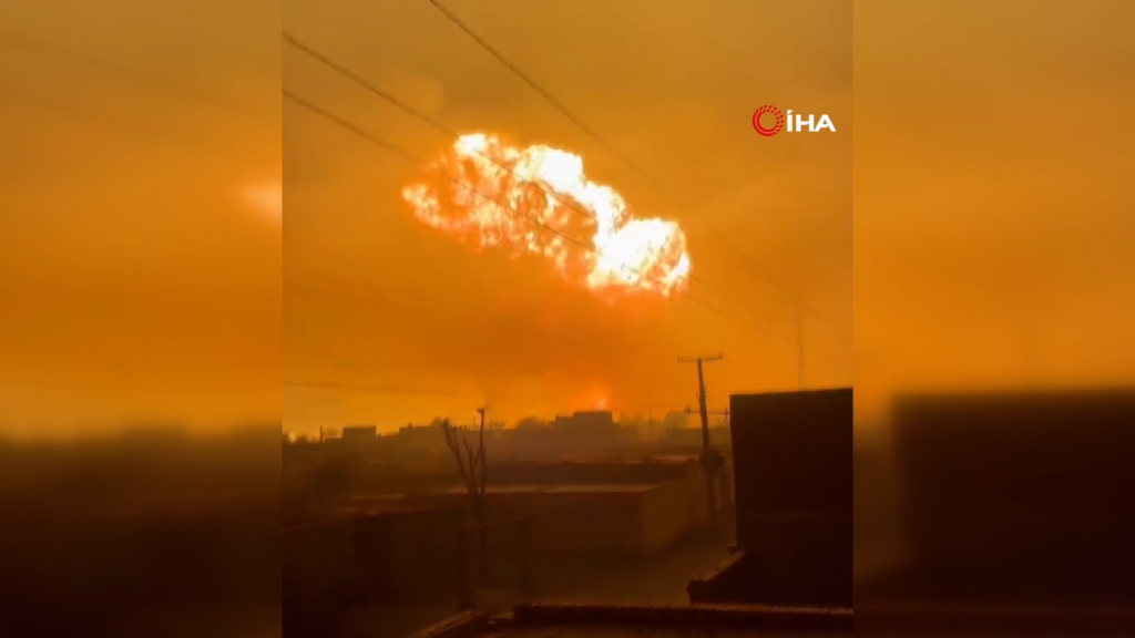 sequence 0200 01 02 15still006.jpg