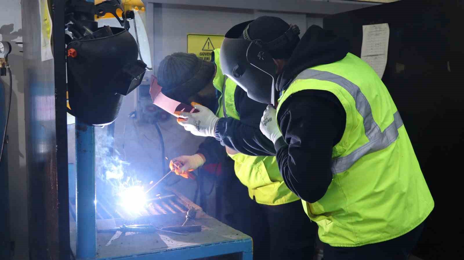 20250202aw382443 0.jpg