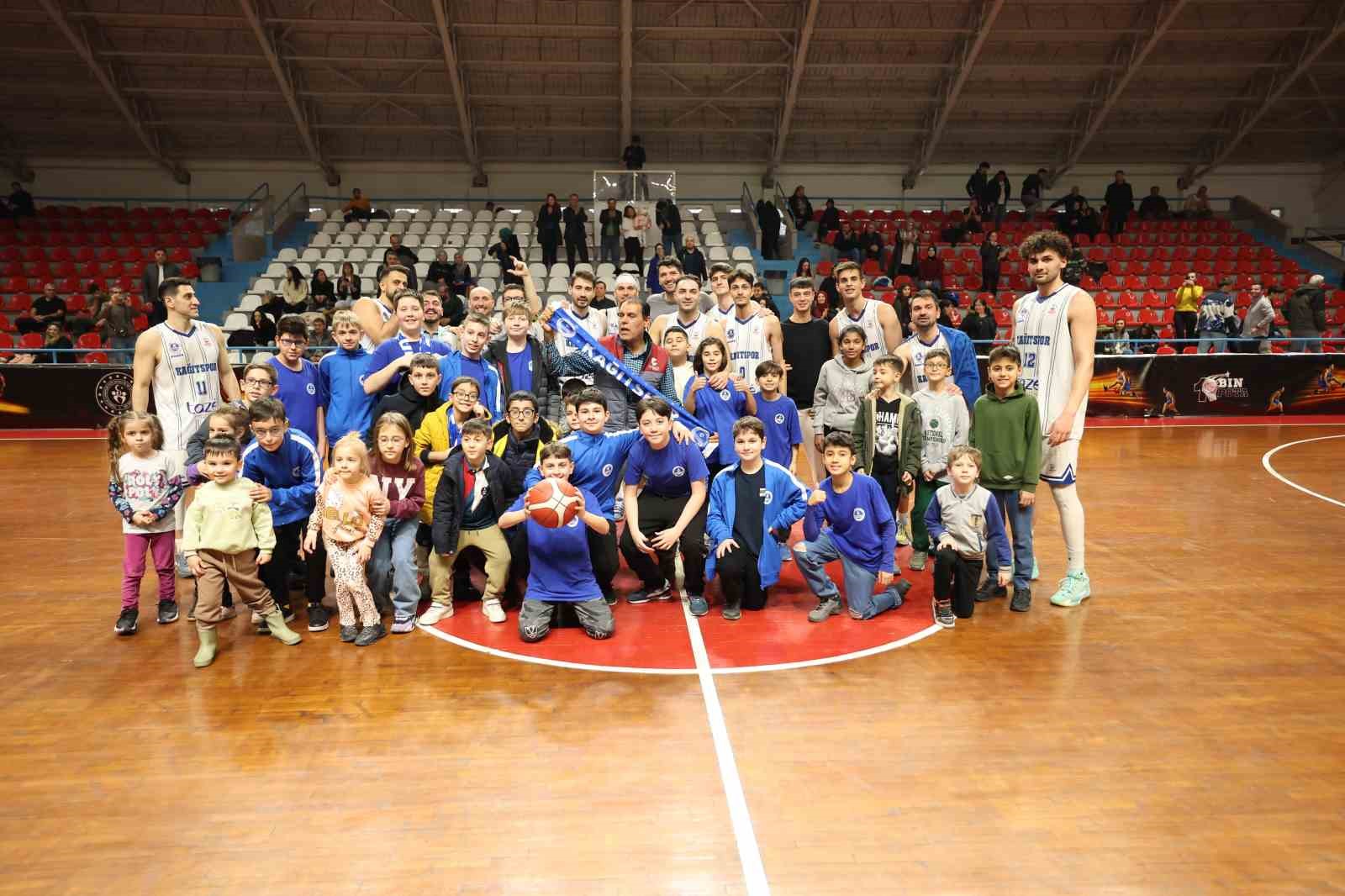 20250216aw393168 0.jpg