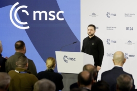 aw392710 04 1739631144.jpg