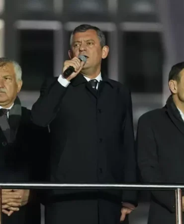 CHP Genel Başkanı Özel'den boykot çağrısı