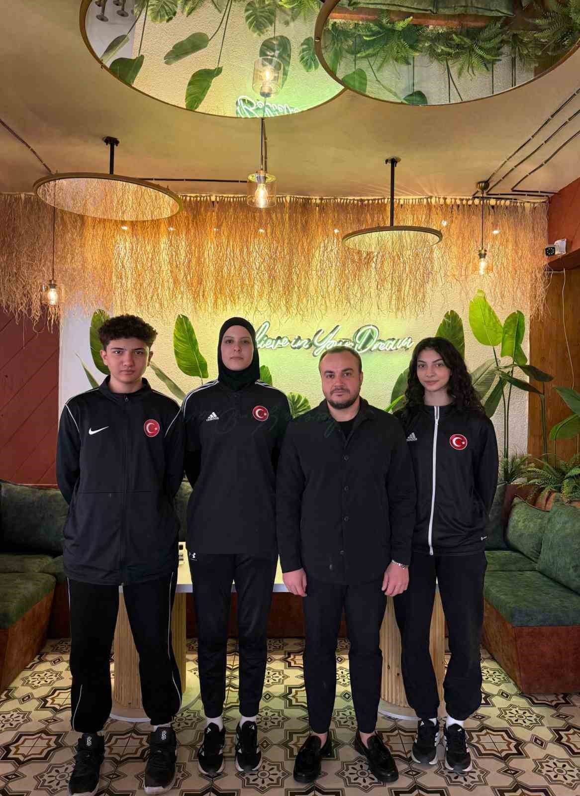 20250401aw424146 0.jpg