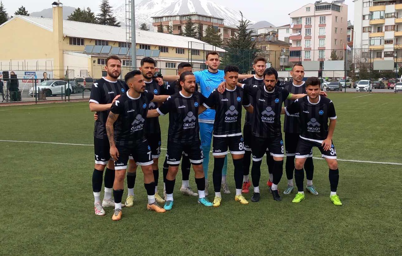 20250401aw424257 0.jpg