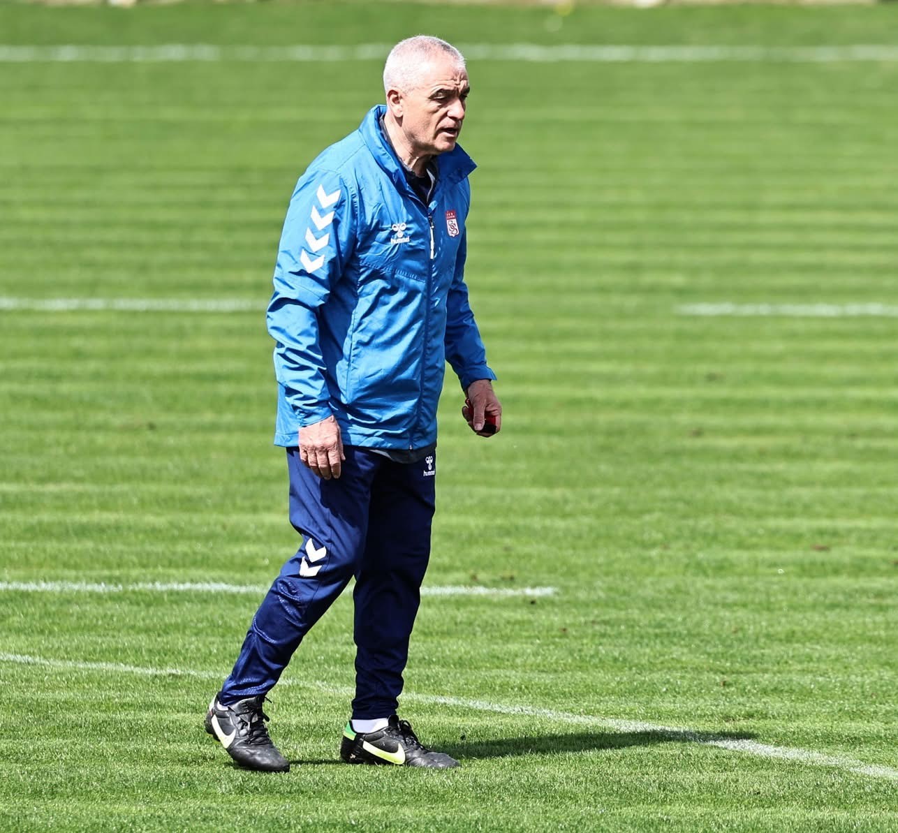 20250401aw424275 0.jpg