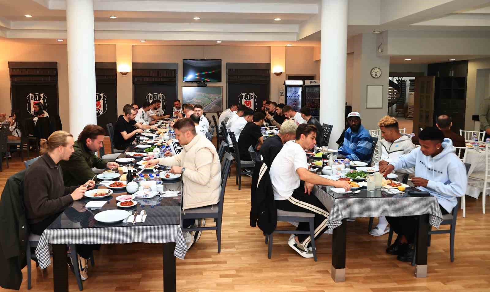 20250401aw424353 0.jpg