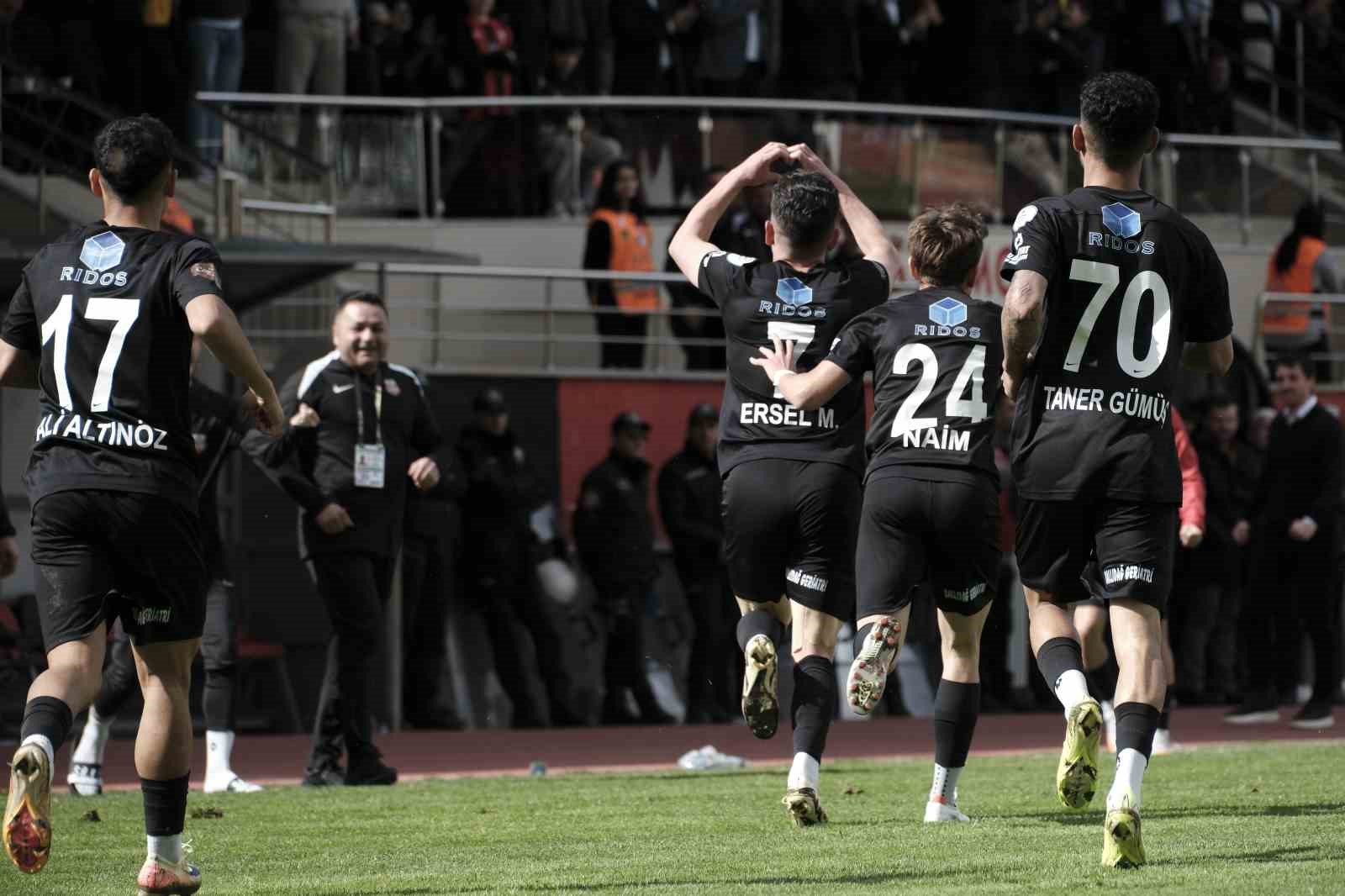 20250402aw424925 0.jpg